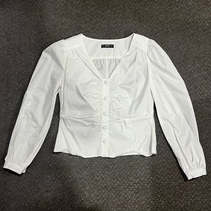 White Sweetheart Neck Puffed Sleeve Ruched Buttoned Shirt